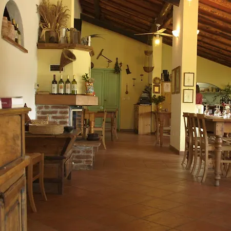 Agriturismo Cascina Degli Ulivi Farm stay